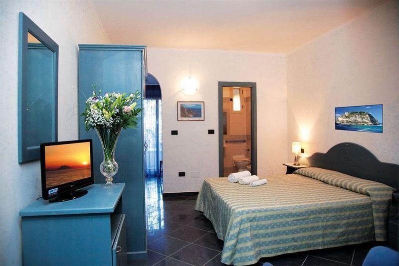 Blue Paradise Villaggio Parghelia Εξωτερικό φωτογραφία